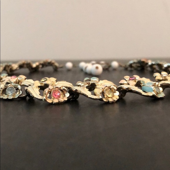 VINTAGE VIVID COLORFUL CRYSTAL & ENAMEL NECKLACE - Picture 7 of 13